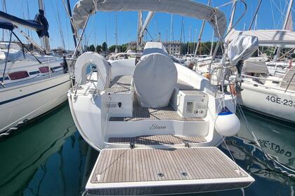 Hire Sailboat Bavaria Yachtbau Bavaria Cruiser 36 Izola