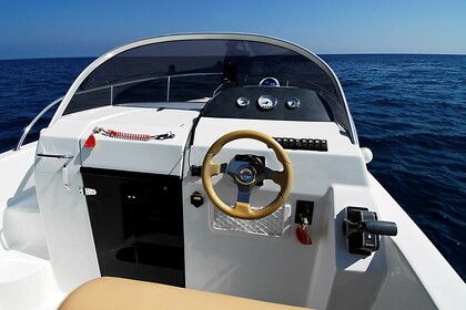Rental Motorboat SAVER Motor Boat cabin 620 wa Port d'Andratx