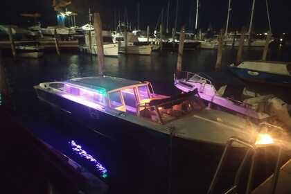 Miete Motorboot Magnum Marine lancia Venedig