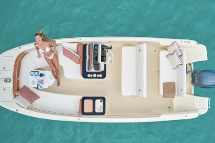 Charter Motorboat Aschenez SX200 Tropea