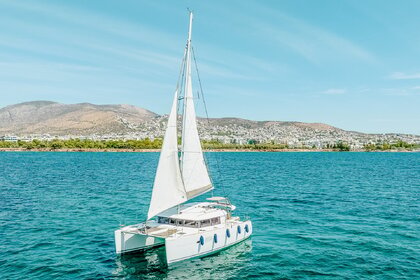 Hire Catamaran  Lagoon 400 S2 Athens