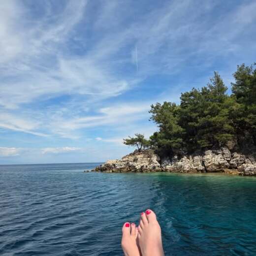 Thasos Sailboat Beneteau Oceanis 430 alt tag text