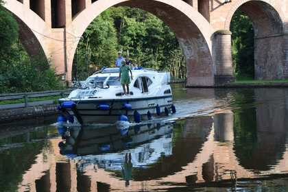 Charter Houseboat Navig 34S Lagarde