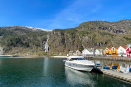 Rental Motorboat Princess 50 Flybridge Bergen