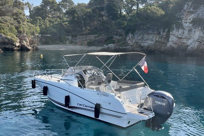 Hire Motorboat JEANNEAU Cap Camarat 6.5 WA série 3 (neuf) Antibes