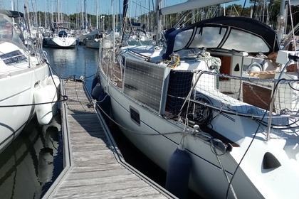 Location Voilier Beneteau OCEANIS 400 Arzal