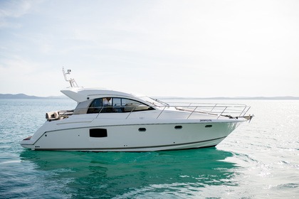 Charter Motor yacht Jeanneau Prestige 390 S Zadar