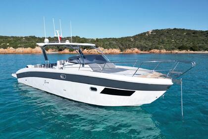 Location Bateau à moteur Saver Saver 330sport 11 metri Portisco