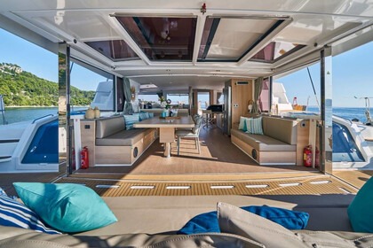 Hire Catamaran  Bali 5.4 Laurium