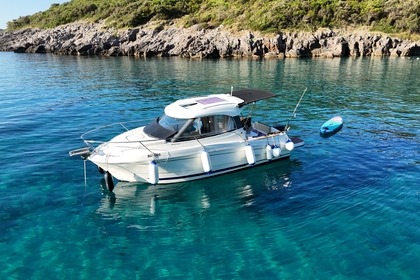 Hire Motorboat Beneteau Antares 680 Budva