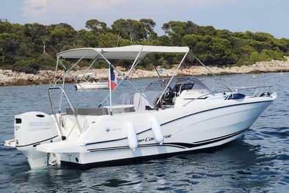 Aluguel Lancha Jeanneau Cap Camarat 6.5 / sports tractés Antibes