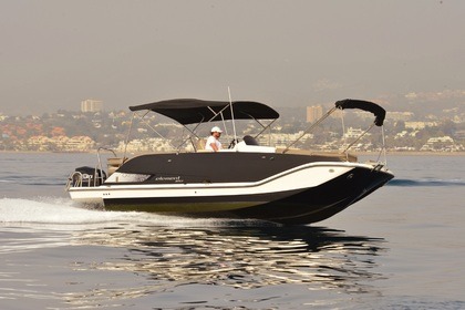 Charter Motorboat BAYLINER XR7 Marbella