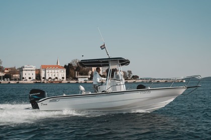 Charter Motorboat Boston Whaler 220 Dauntless Zadar