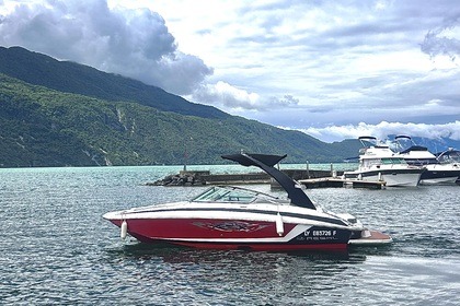 Location Bateau à moteur REGAL REGAL 24  Aix-les-Bains