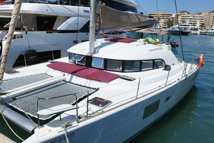 Hire Catamaran Lagoon 380 S2 Ibiza