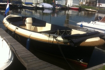 Hire Motorboat Antaris RB24 Terherne