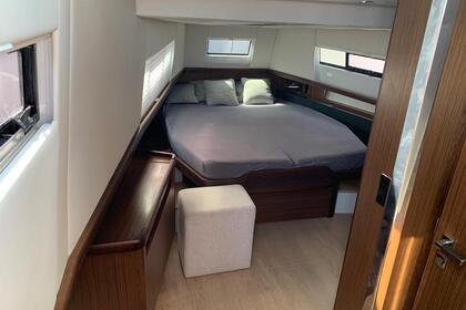 Verhuur Motorboot Fjord 44 open Genève