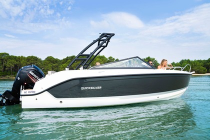 Charter Motorboat Quicksilver ACTIVE BOWRIDER 605 Formentera