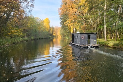 Charter Houseboat Wanda La Mare Apart M Müritz