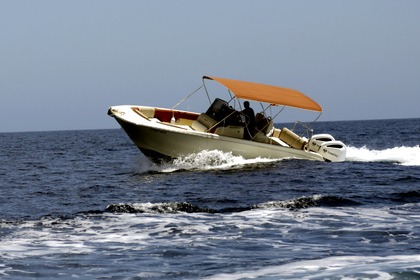 Miete Motorboot Invictus FX 270 Cala d’Or