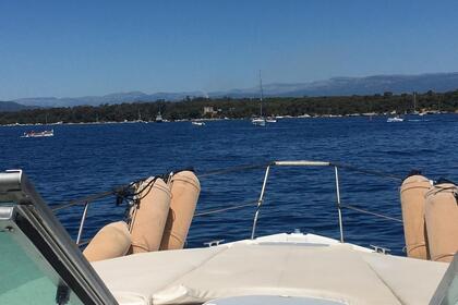 Rental Motorboat Cruisers 3375 Saint-Raphaël