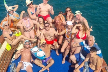 Charter Motorboat Gallipoli Gozzo Forio