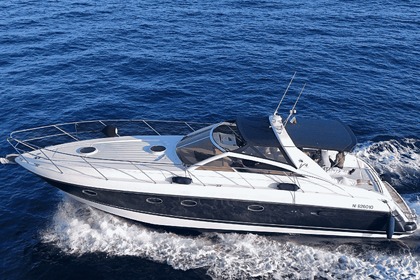 Location Bateau à moteur Princess V42 Beaulieu-sur-Mer