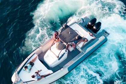 Alquiler Neumática Revenger 28.70 Castellammare di Stabia