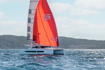 Hire Catamaran Fountaine Pajot Fountaine Pajot New 44 Maestro - 3 cab. Saint-Raphaël