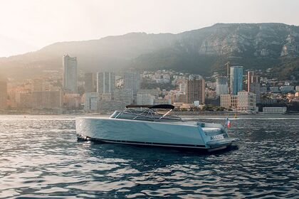 Charter Motorboat Vandutch Marine 40 Monaco