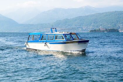 Rental Motorboat Cantieri Zippo 10 metri Stresa