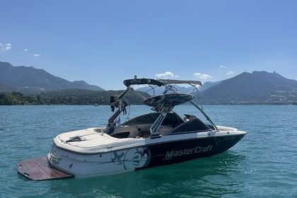 Charter Motorboat Mastercraft X2 Annecy