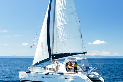 Hire Catamaran Lagoon 380 Nikiti