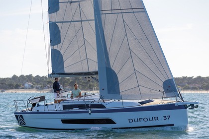 Charter Sailboat DUFOUR YACHTS 37 NEW Saint-Cyprien Plage