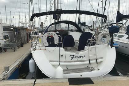 Hire Sailboat Jeanneau 42I PERFORMANCE Hampshire
