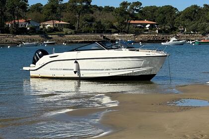 Noleggio Barca a motore QUICKSILVER ACTIV 755 BOWRIDER Empuriabrava