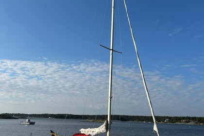 Miete Segelboot Lidingö Marin  boatyard in Sweden. Conqubin 38 CR Stockholmer Schärengarten