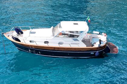Hire Motorboat Apreamare Smeraldo Sorrento