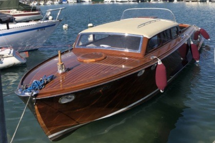 Location Bateau à moteur Rohn Unique Genève