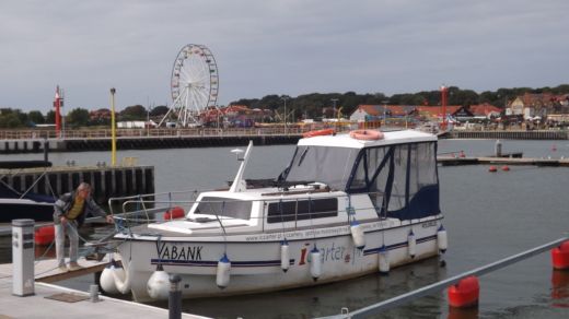 Elblag Motorboat Weekend 820 alt tag text