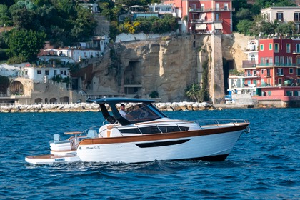 Noleggio Barca a motore Mimi 9.5 Cabin Positano