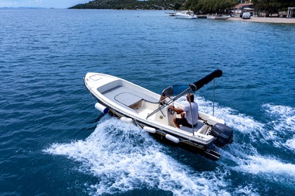 Verhuur Motorboot Arta Mala Arta Mala Grebaštica