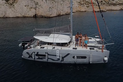 Hire Catamaran Beneteau Excess 11 Marseille
