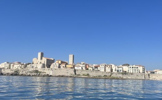 Saint-Laurent-du-Var RIB CAPELLI Tempest 650 alt tag text