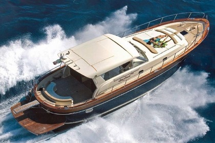 Hire Motorboat Apreamare 54 Sorrento