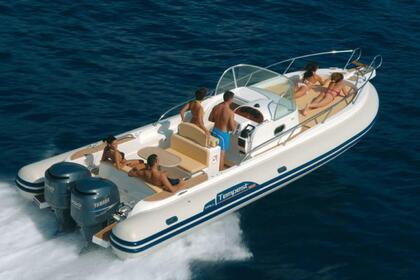 Hire Motorboat Capelli Capelli 900 wa Sainte-Maxime