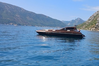 Location Bateau à moteur Goldsmith Luxury 17m Prčanj