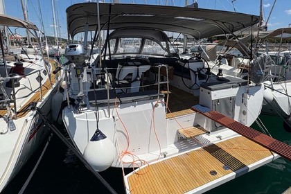 Charter Sailboat Bavaria Yachtbau Bavaria C46 - 4 cab. Murter