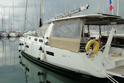 Hire Sailboat Jeanneau Sun Loft 47 monocat Alimos