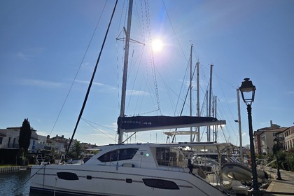 Verhuur Catamaran Robertson and Caine LÉOPARD 44 Grimaud